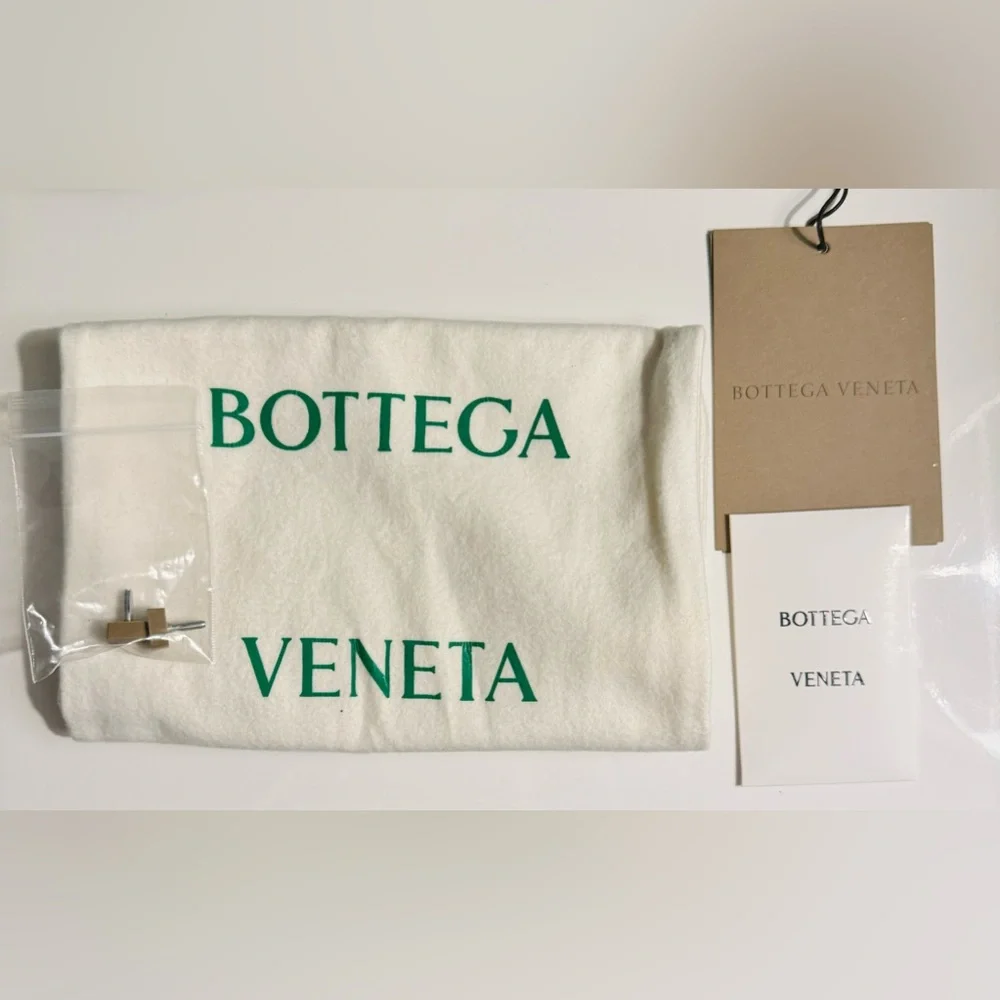 Bottega Veneta - 37 US - Strech Chain Sandals - Brown with Golden Chain - Picture 9 of 17